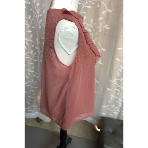 Wishlist apparel Sleeveless Ruffle Front Blouse – Rose Pink, size large - Picture 2 of 9